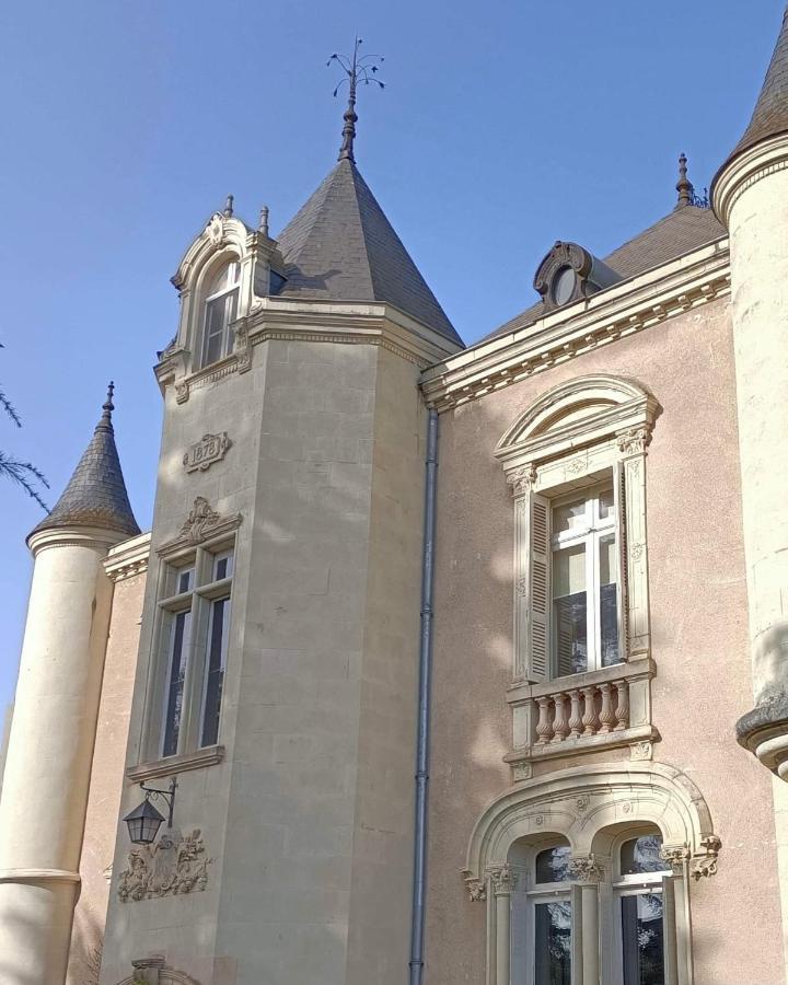Le Chateau De Leugny Oiron Εξωτερικό φωτογραφία